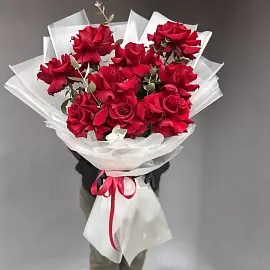 Розы XXL Французские 9 шт красные