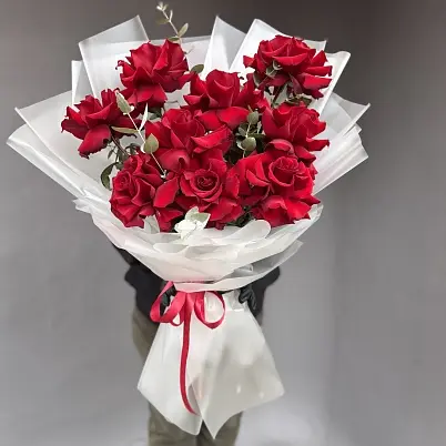 Купить Розы XXL Французские 9 шт красные Экс в Москве