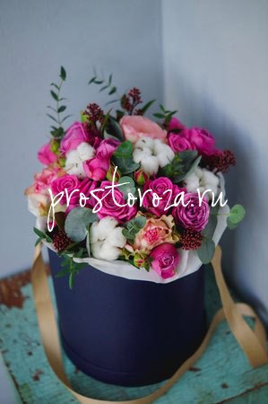 Новые флористические тенденции – цветы в шляпных коробках