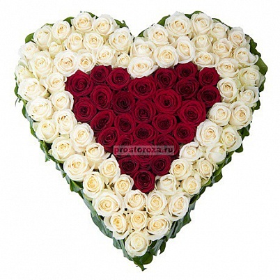 Сердце в сердце из 91 розы (B1279)