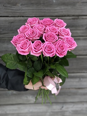 Букет из 15 розовых роз 50см