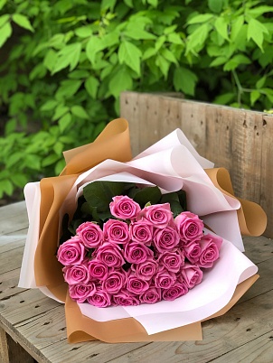 Купить Бест-серия CARAMEL из 25 роз в Москве