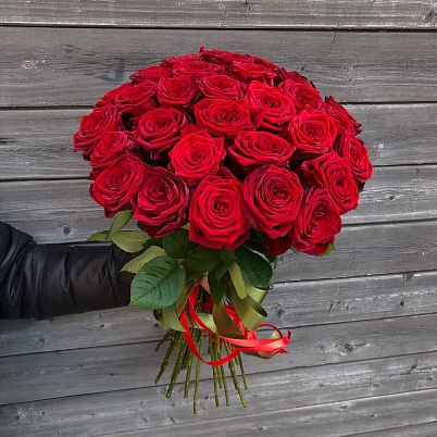 Купить Премиум розы красные 50 см в Москве